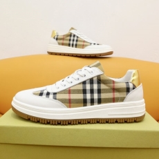 Burberry Low Shoes